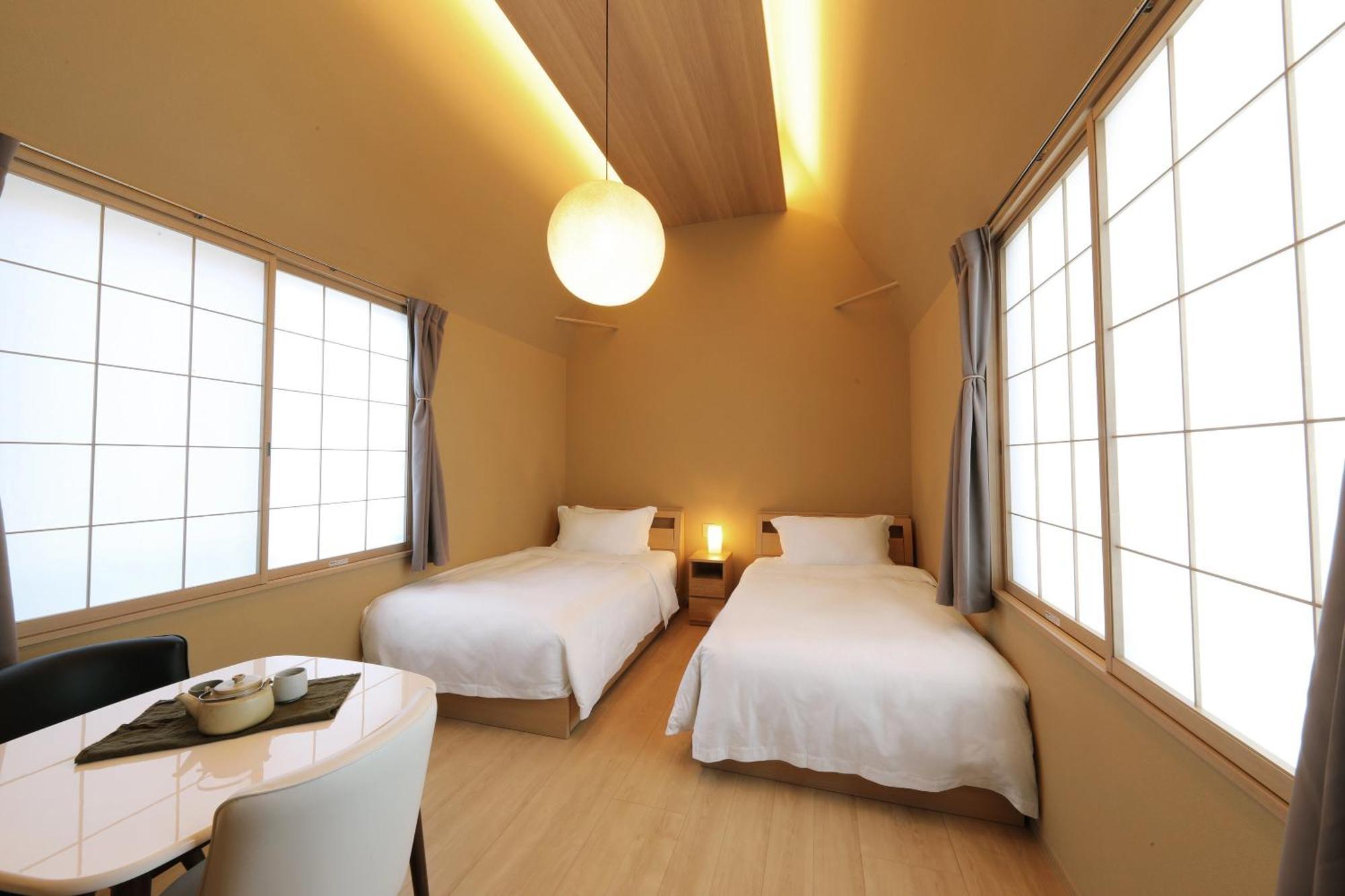 Reikyo Garden Osaka Aparthotel Bagian luar foto