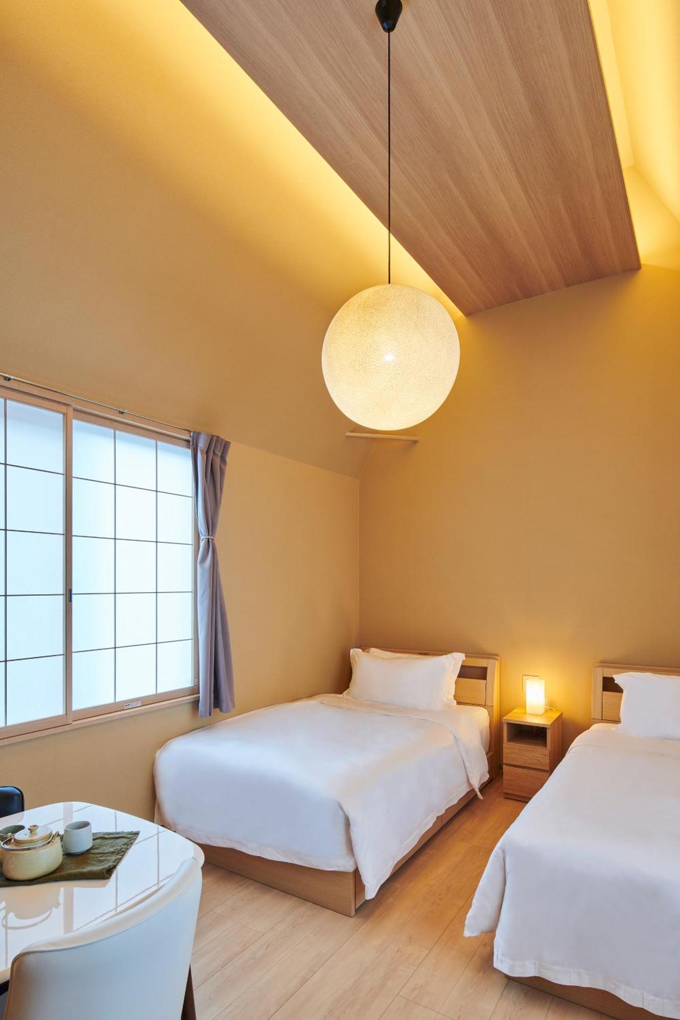Reikyo Garden Osaka Aparthotel Bagian luar foto